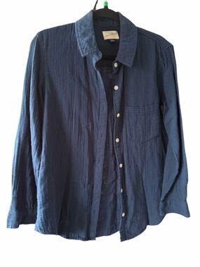 universal thread Button-Up Navy Blue Shirt size small